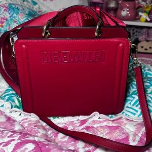 Viral red Steve Madden bag